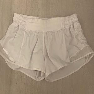 White Hotty hot lululemon shorts